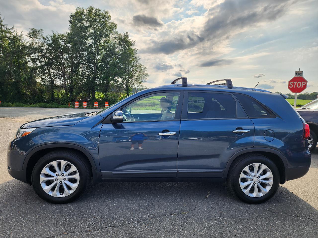 Kia Sorento EX V6 2WD 2014