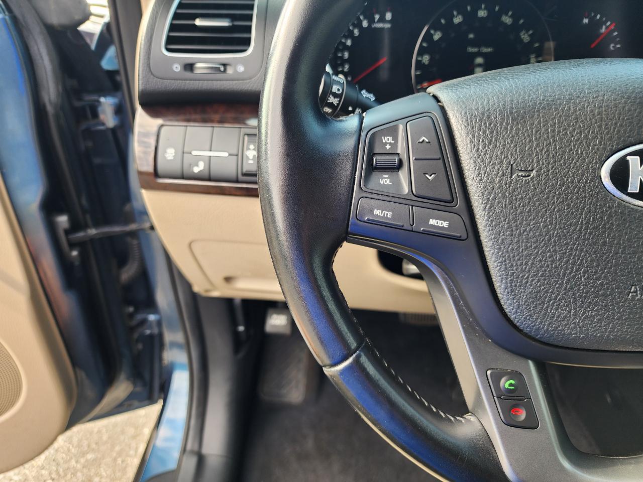 Kia Sorento EX V6 2WD 2014