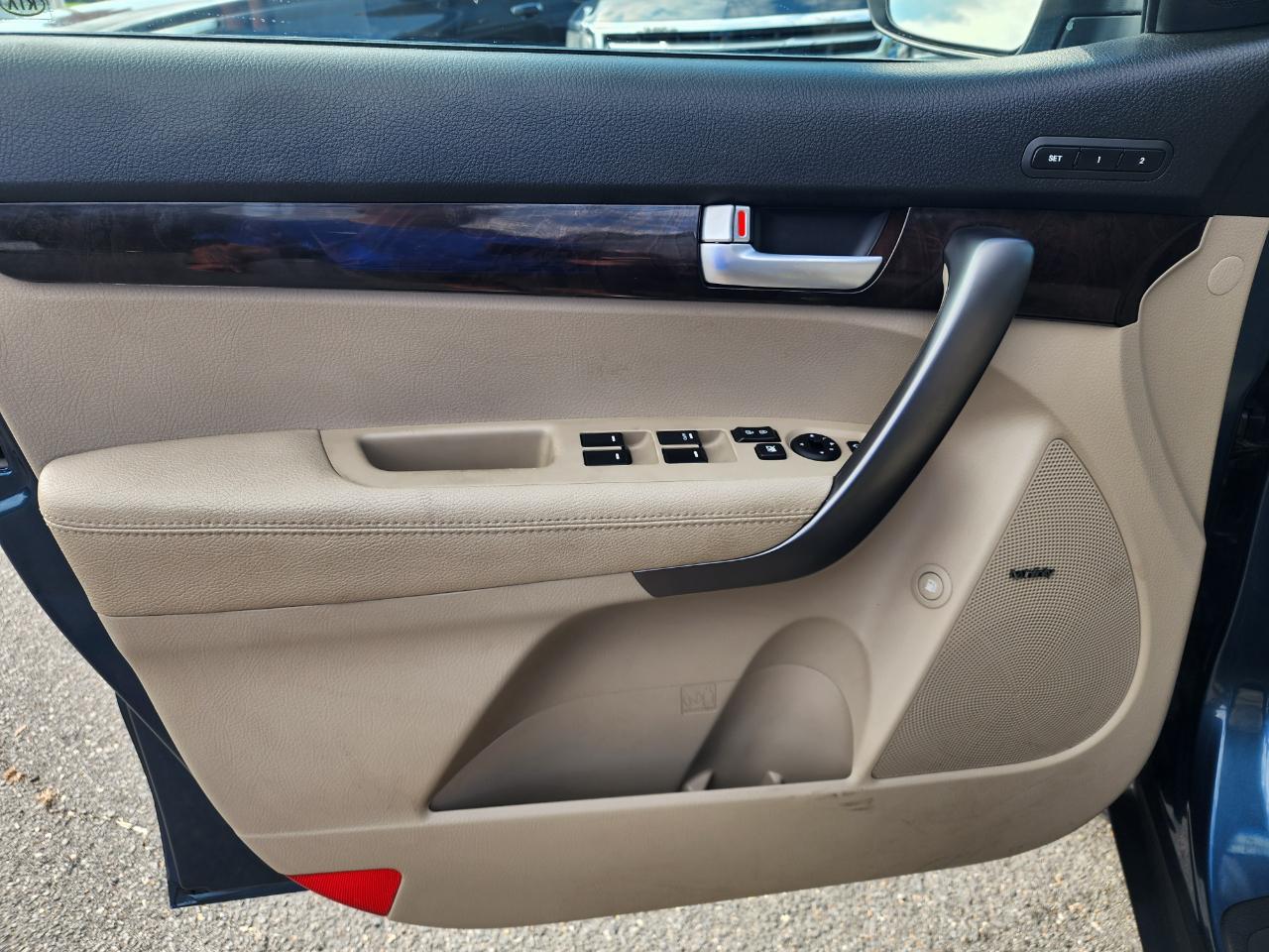 Kia Sorento EX V6 2WD 2014