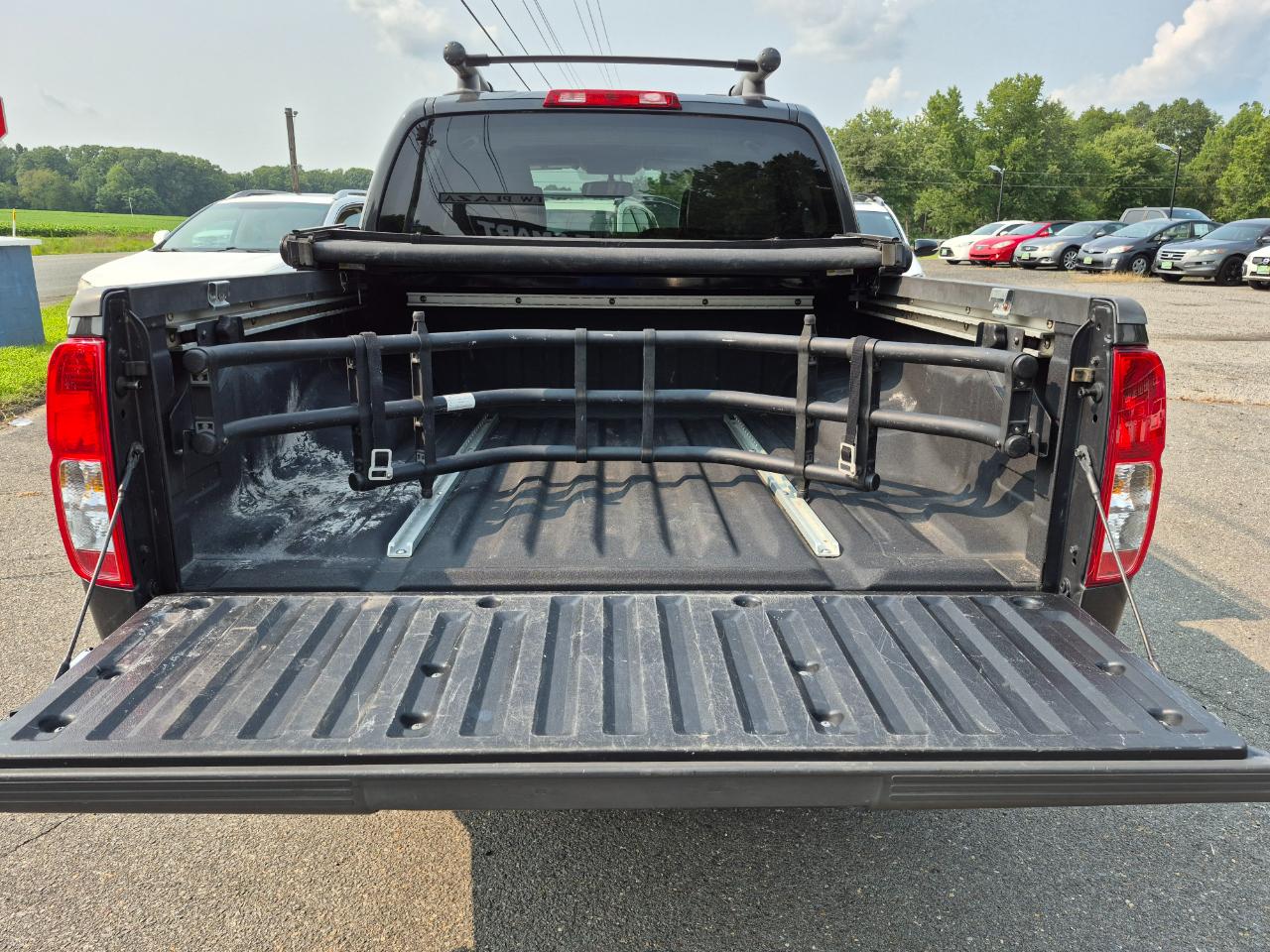 Nissan Frontier SL Crew Cab 4WD 2012