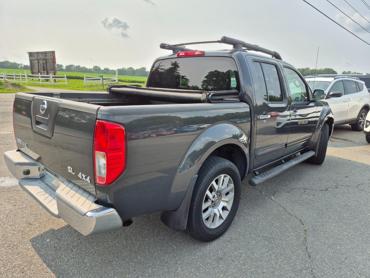 Nissan Frontier SL Crew Cab 4WD 2012