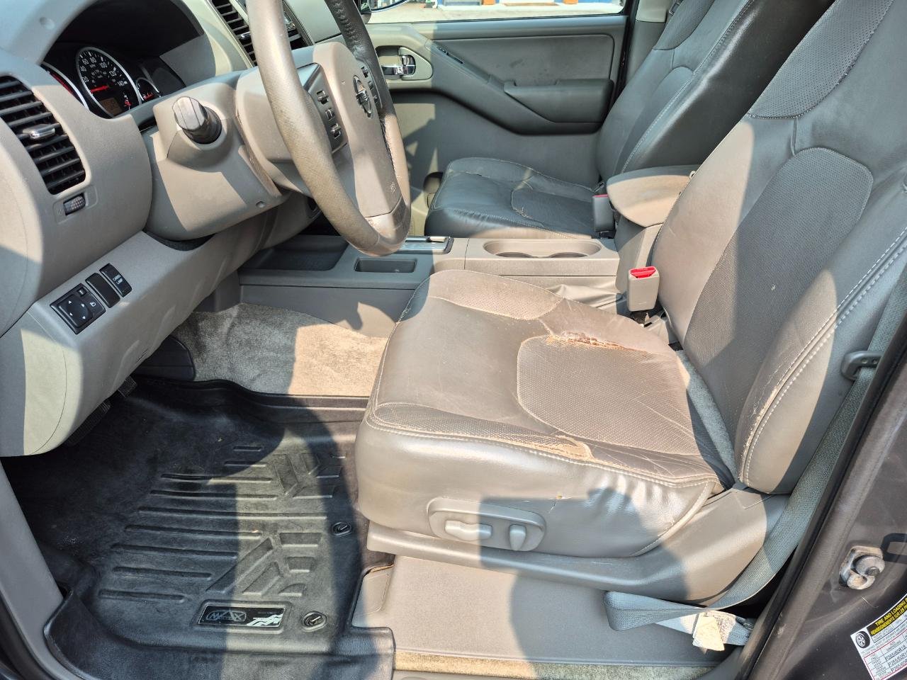 Nissan Frontier SL Crew Cab 4WD 2012