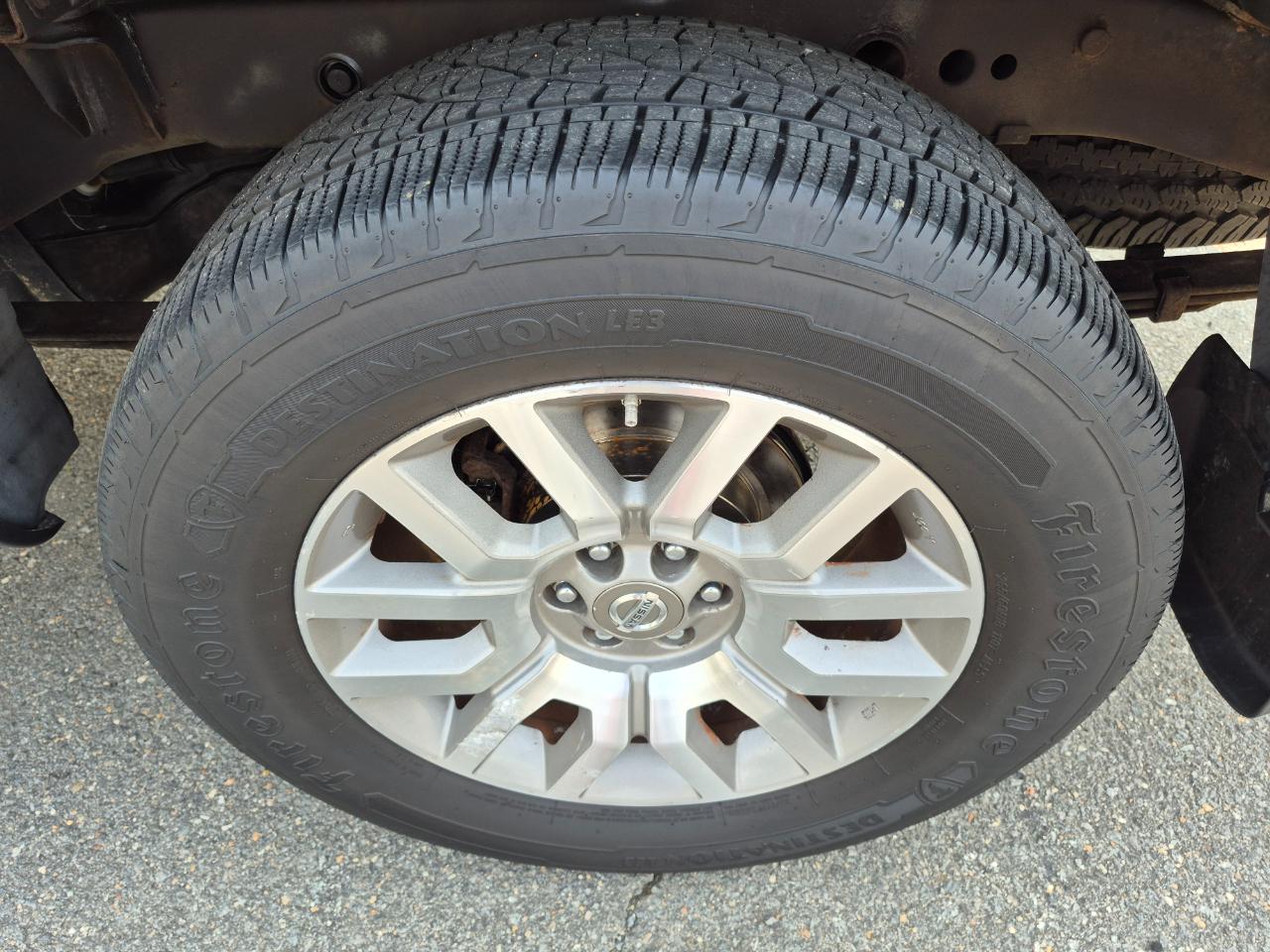 Nissan Frontier SL Crew Cab 4WD 2012