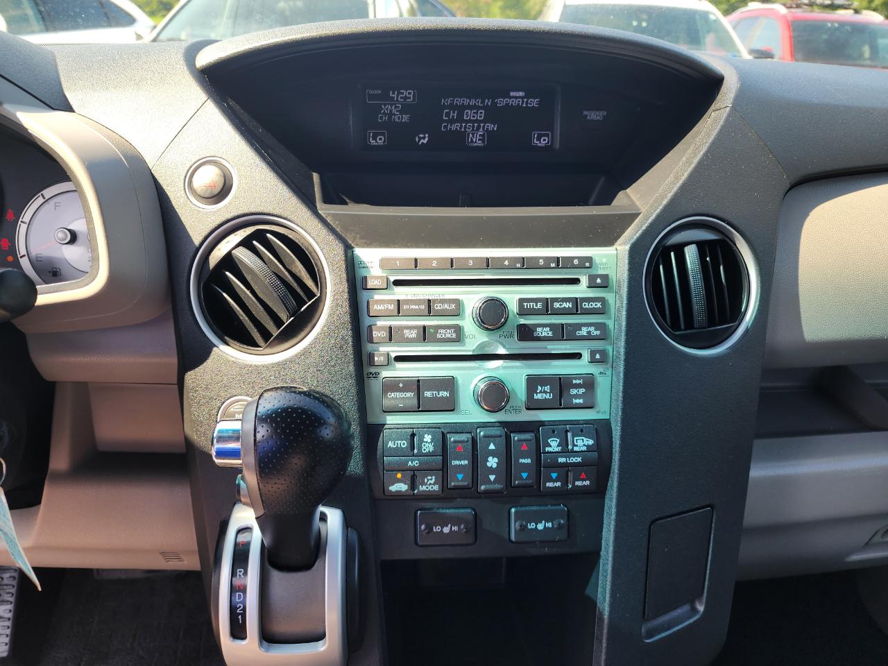 Honda Pilot EX-L 4WD 5-Spd AT with DVD 2011