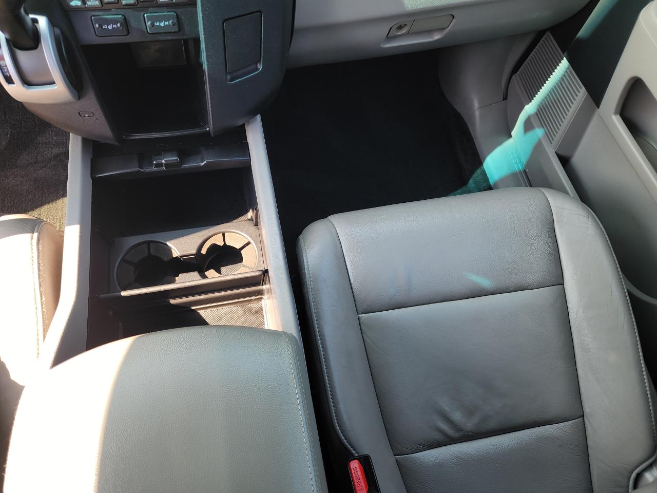 Honda Pilot EX-L 4WD 5-Spd AT with DVD 2011