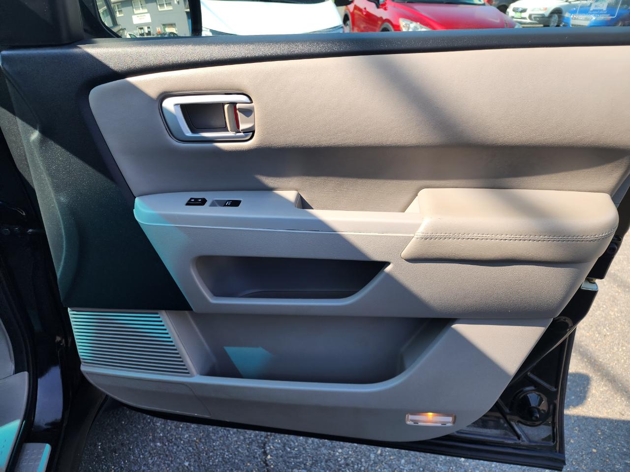 Honda Pilot EX-L 4WD 5-Spd AT with DVD 2011