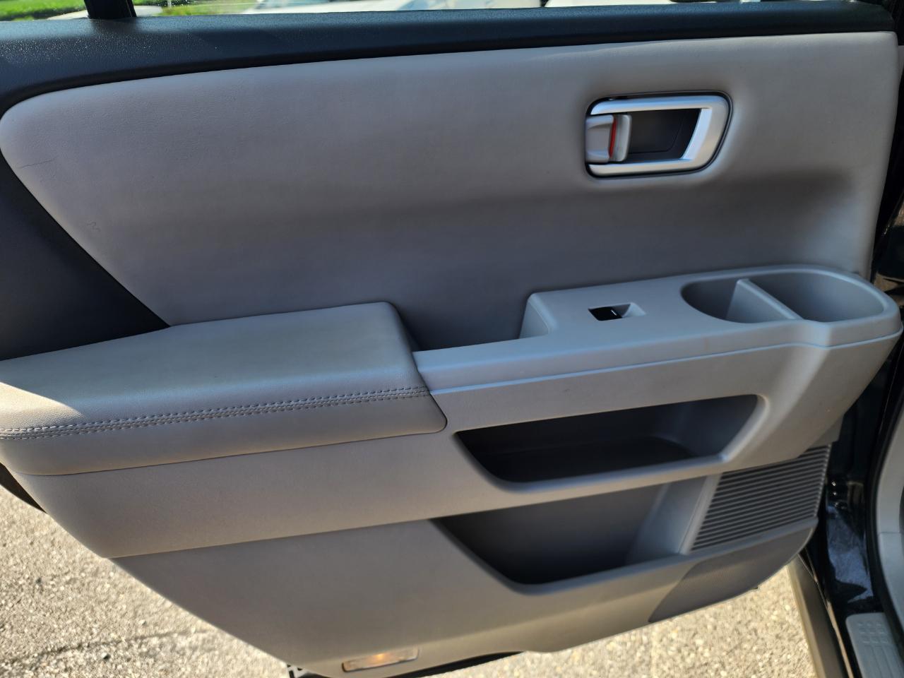 Honda Pilot EX-L 4WD 5-Spd AT with DVD 2011