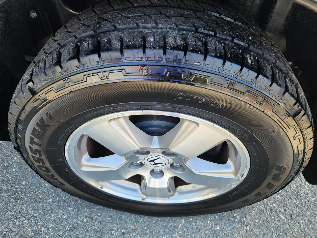 Honda Pilot EX-L 4WD 5-Spd AT with DVD 2011