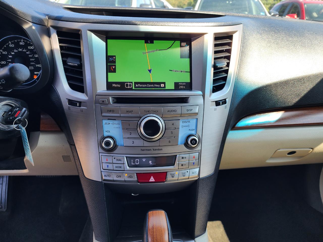 Subaru Outback 2.5i Limited 2014
