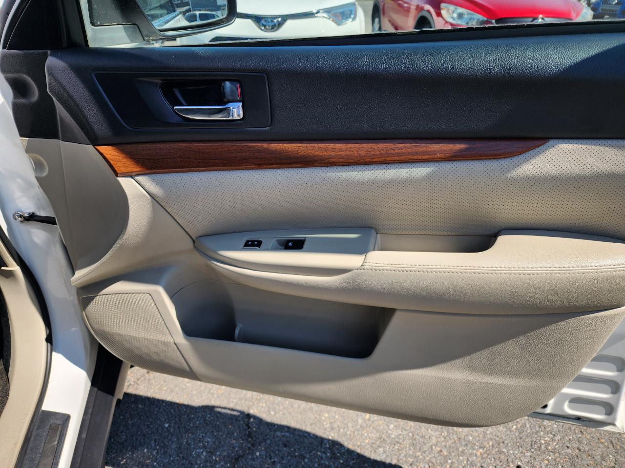 Subaru Outback 2.5i Limited 2014
