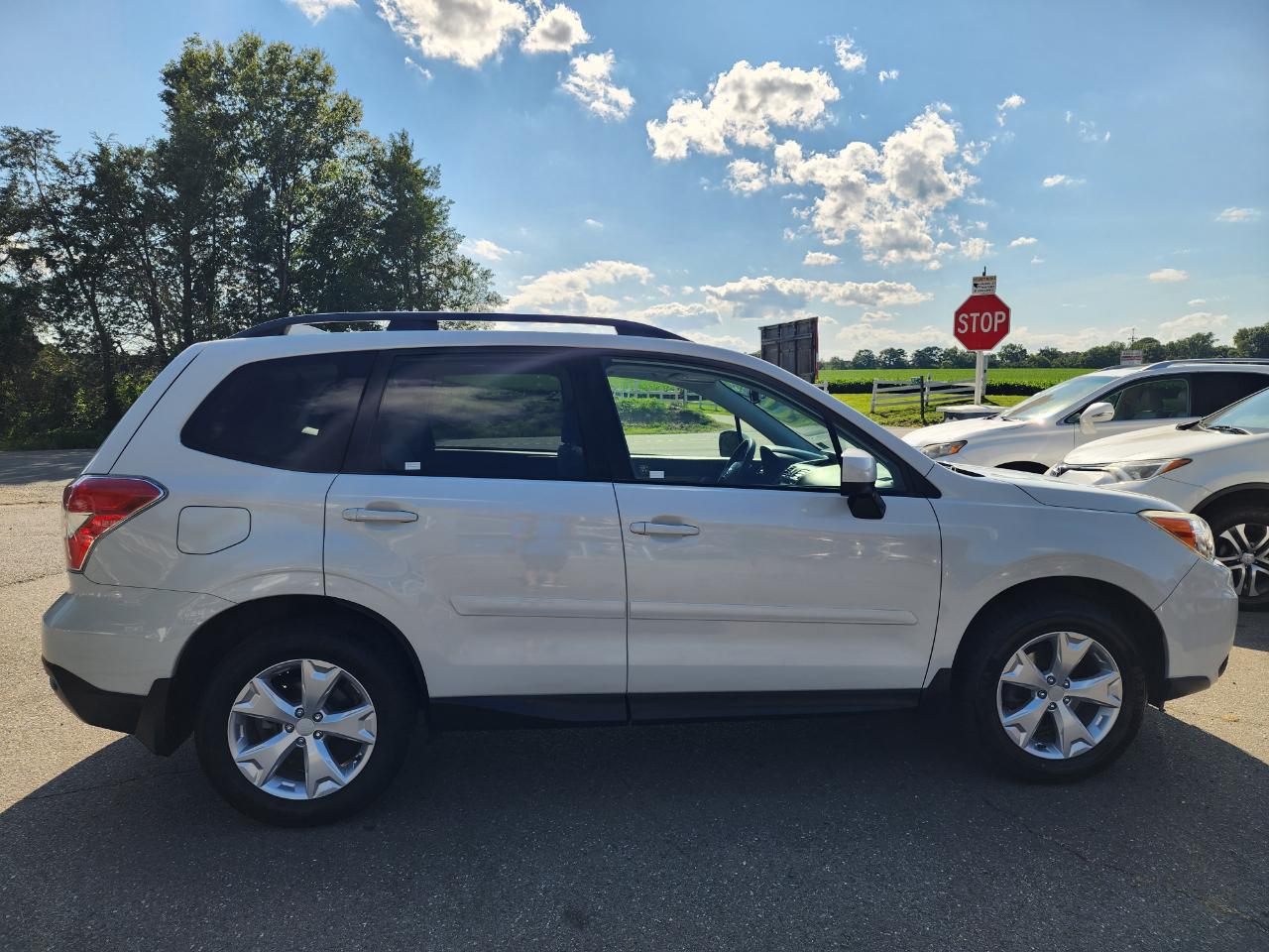 Subaru Forester 2.5i Premium PZEV CVT 2016