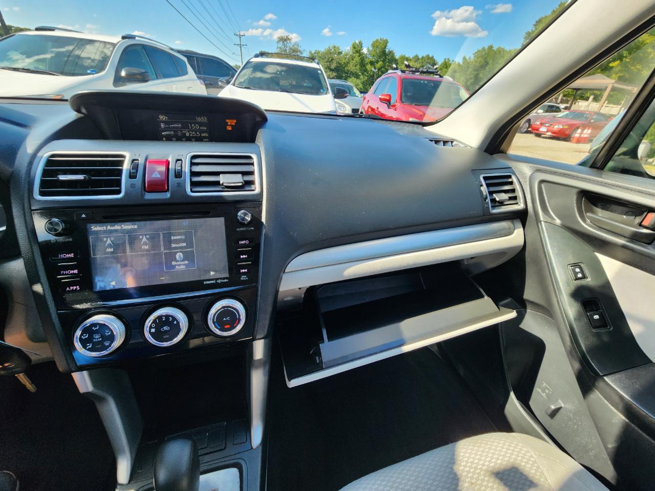 Subaru Forester 2.5i Premium PZEV CVT 2016