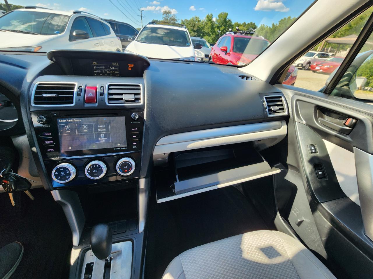 Subaru Forester 2.5i Premium PZEV CVT 2016