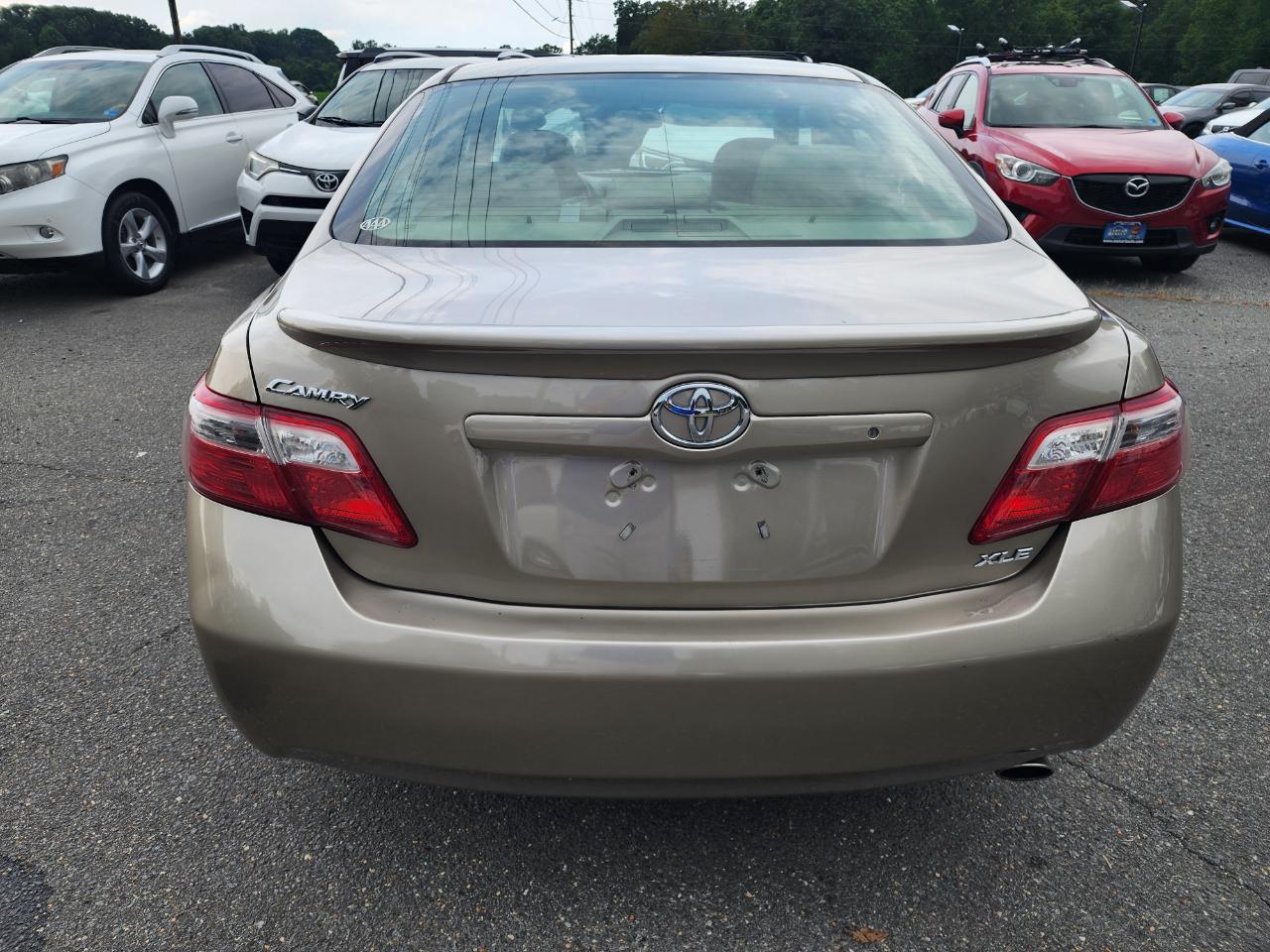 Toyota Camry XLE 4D Sedan 2007
