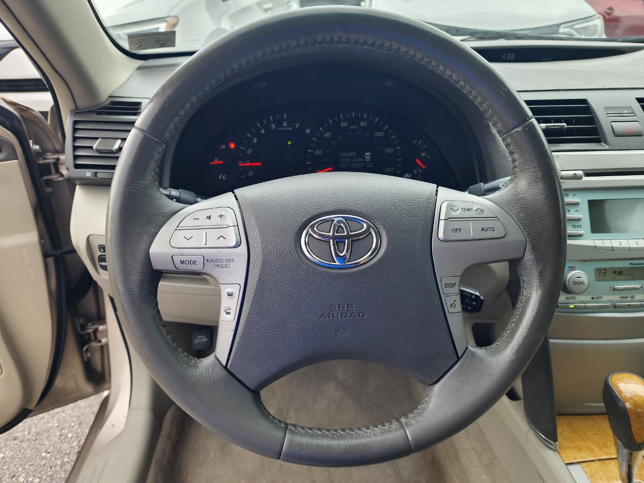 Toyota Camry XLE 4D Sedan 2007