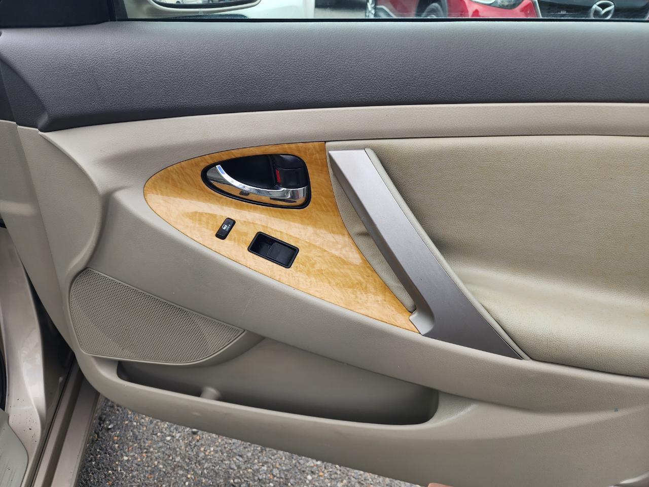 Toyota Camry XLE 4D Sedan 2007
