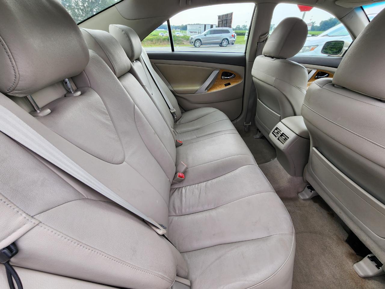 Toyota Camry XLE 4D Sedan 2007