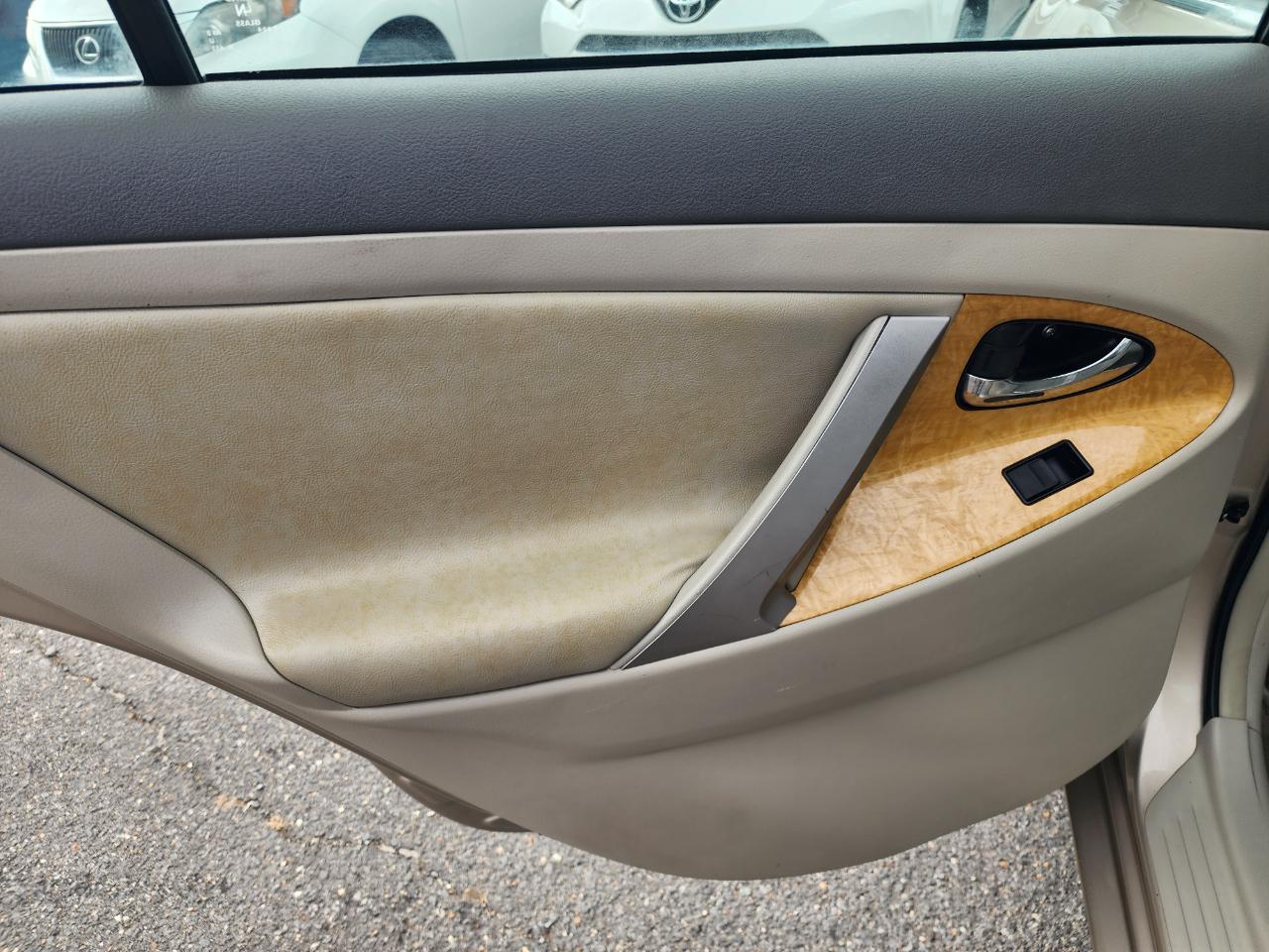 Toyota Camry XLE 4D Sedan 2007