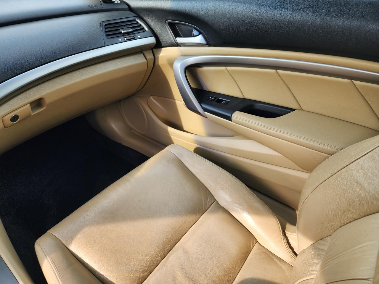 Honda Accord EX-L Coupe AT 2009