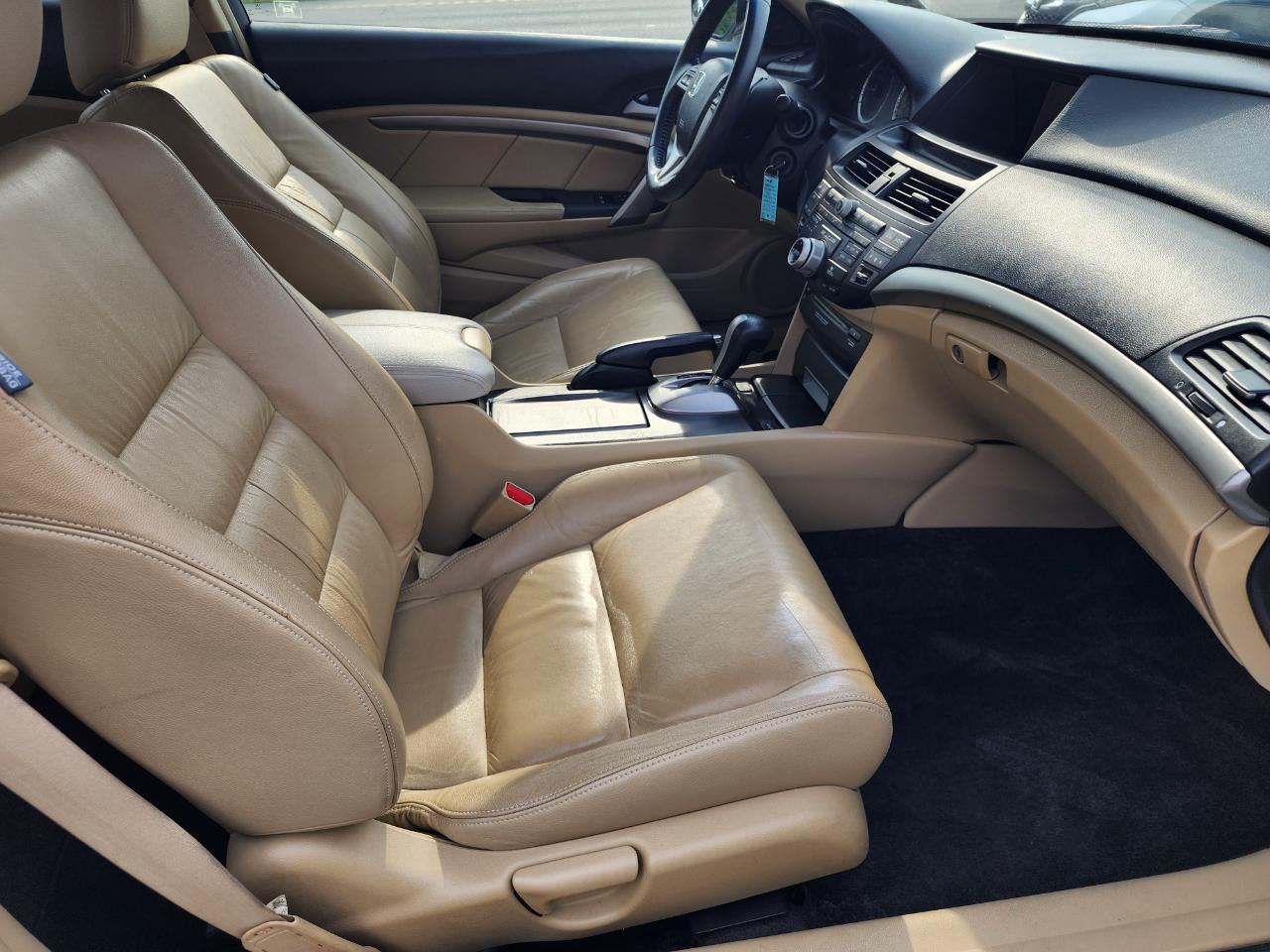 Honda Accord EX-L Coupe AT 2009