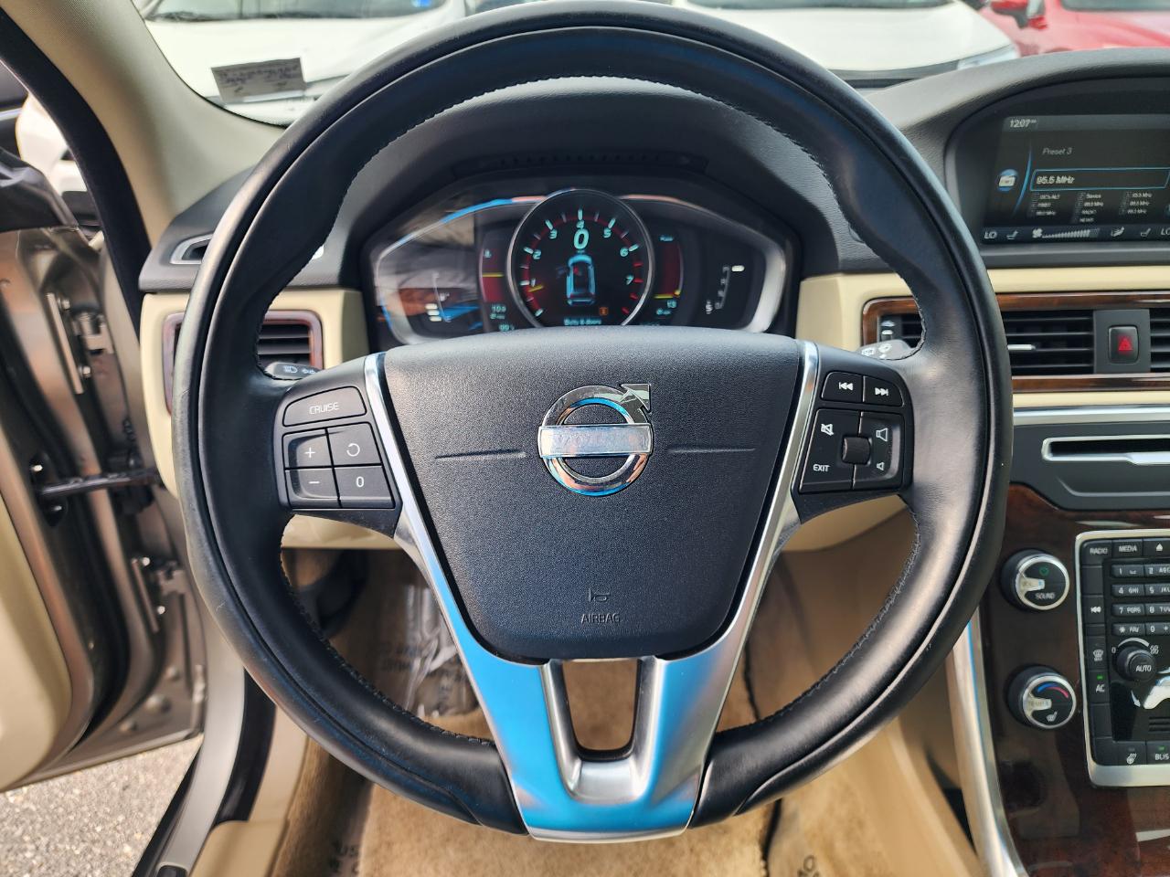 Volvo XC70 3.0 Premier 4WD 2015