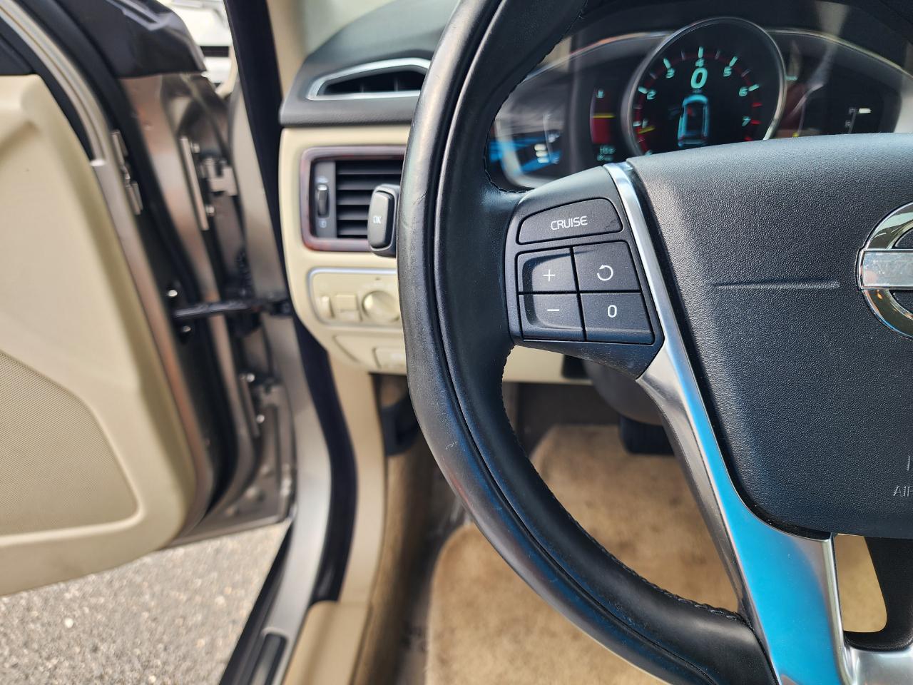 Volvo XC70 3.0 Premier 4WD 2015