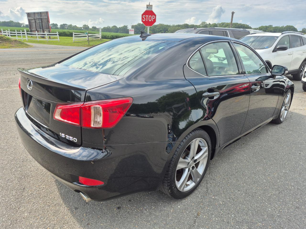 Lexus IS 250 RWD 2011
