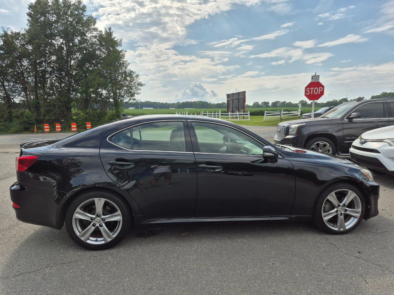 Lexus IS 250 RWD 2011
