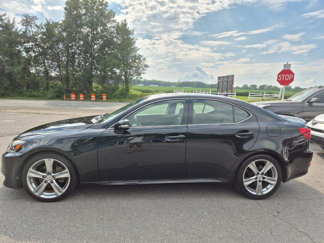 Lexus IS 250 RWD 2011