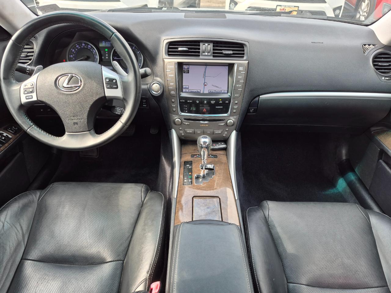 Lexus IS 250 RWD 2011