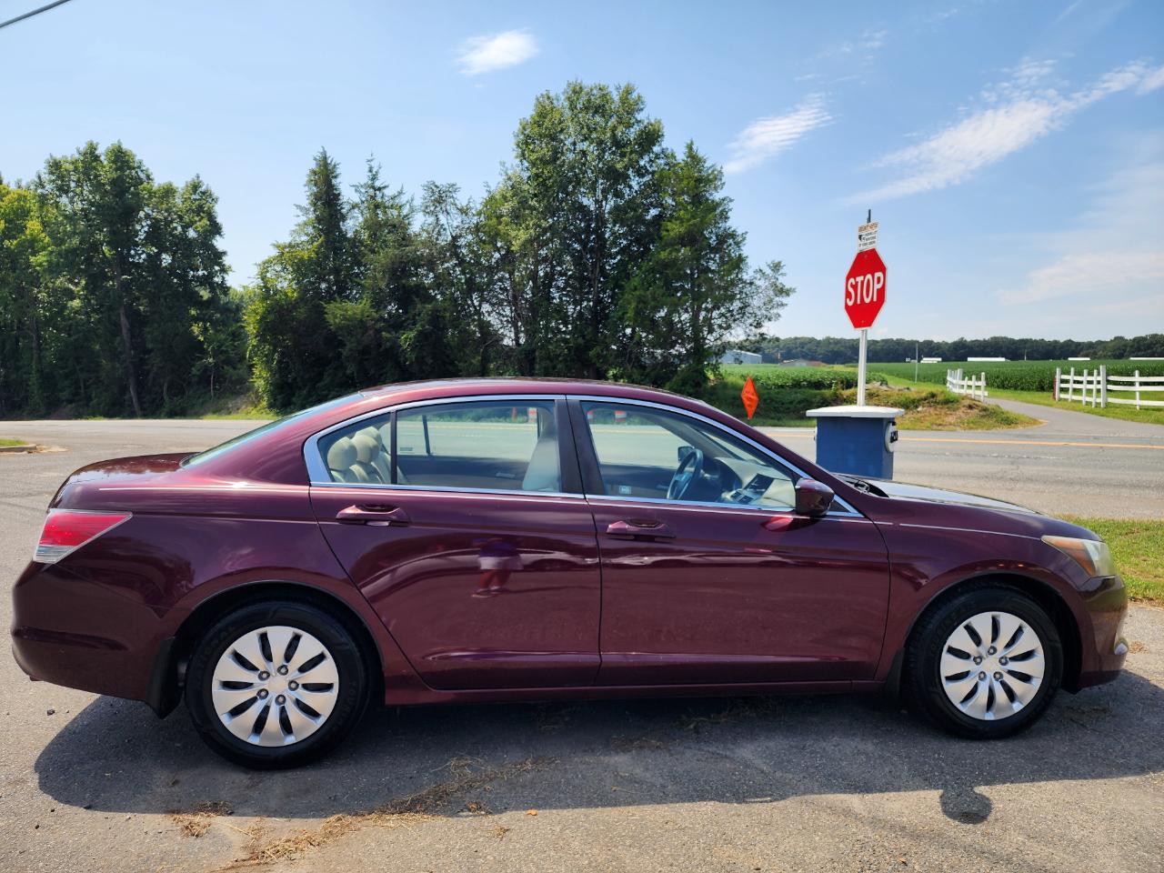 Honda Accord LX sedan AT 2009
