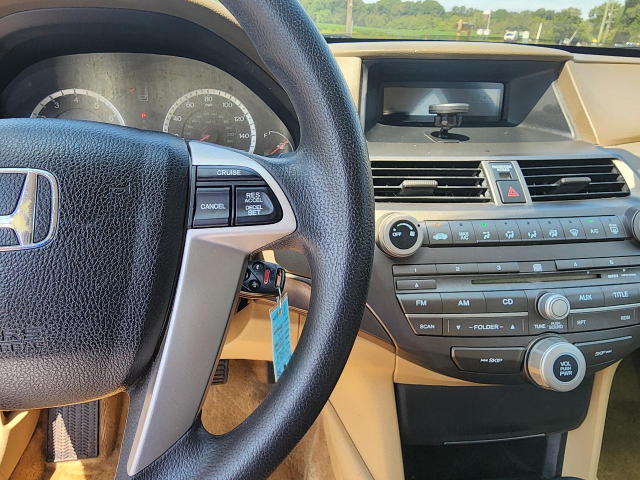 Honda Accord LX sedan AT 2009