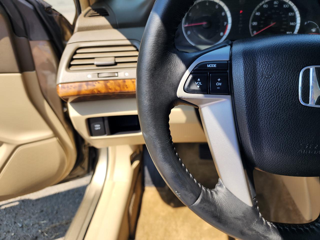Honda Accord EX-L Sedan AT 2009