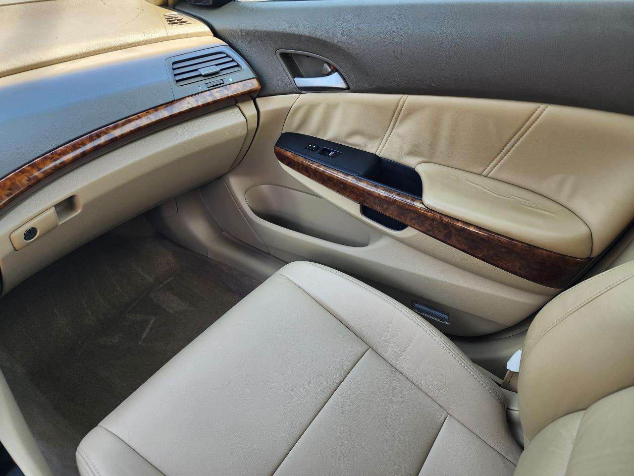 Honda Accord EX-L Sedan AT 2009