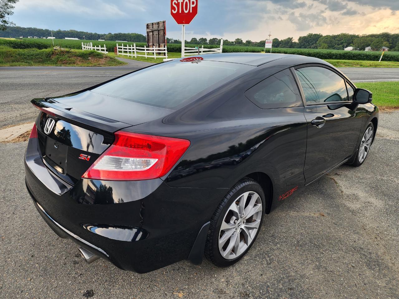 Honda Civic Si Coupe 6-Speed MT 2012