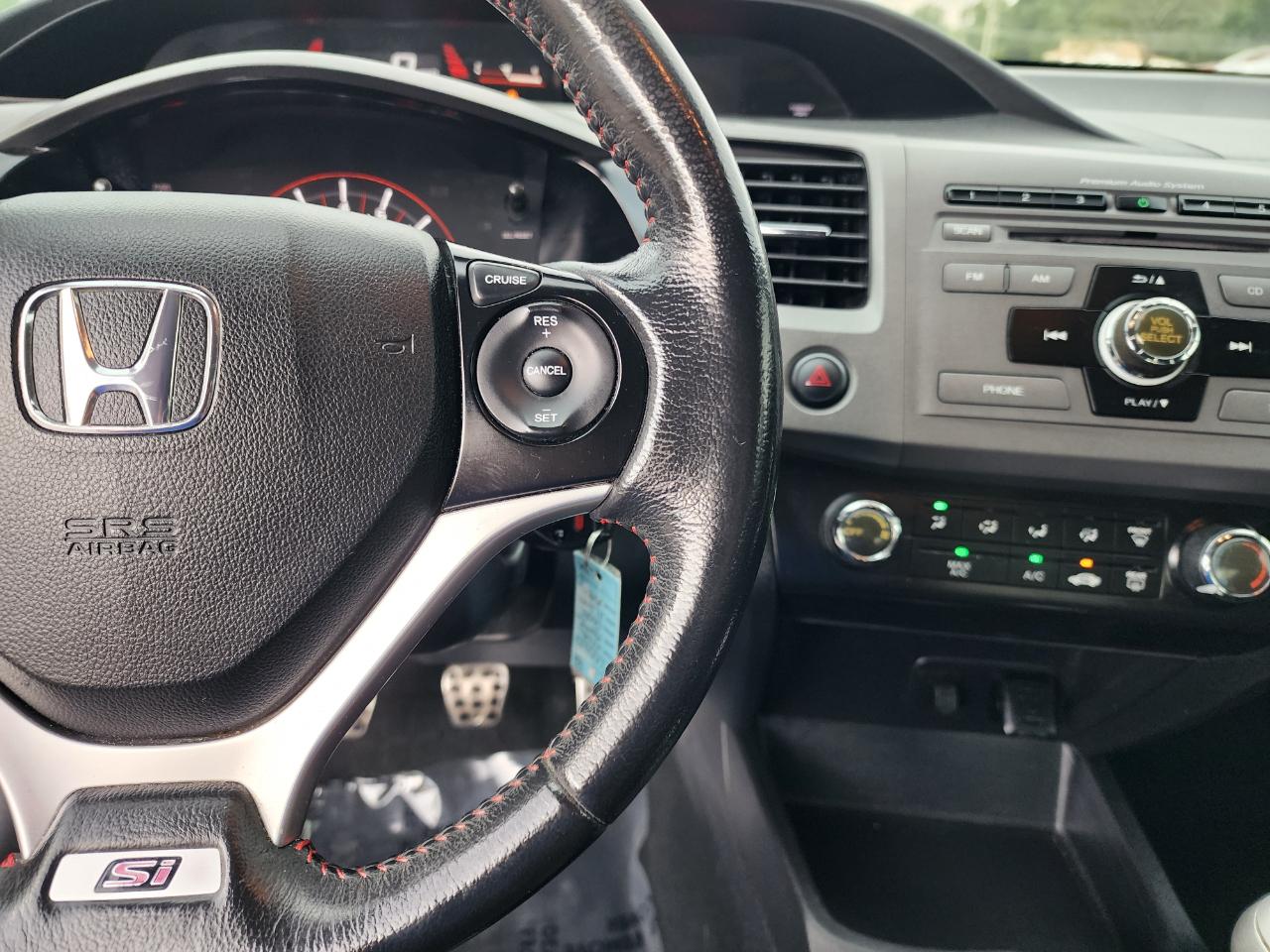 Honda Civic Si Coupe 6-Speed MT 2012