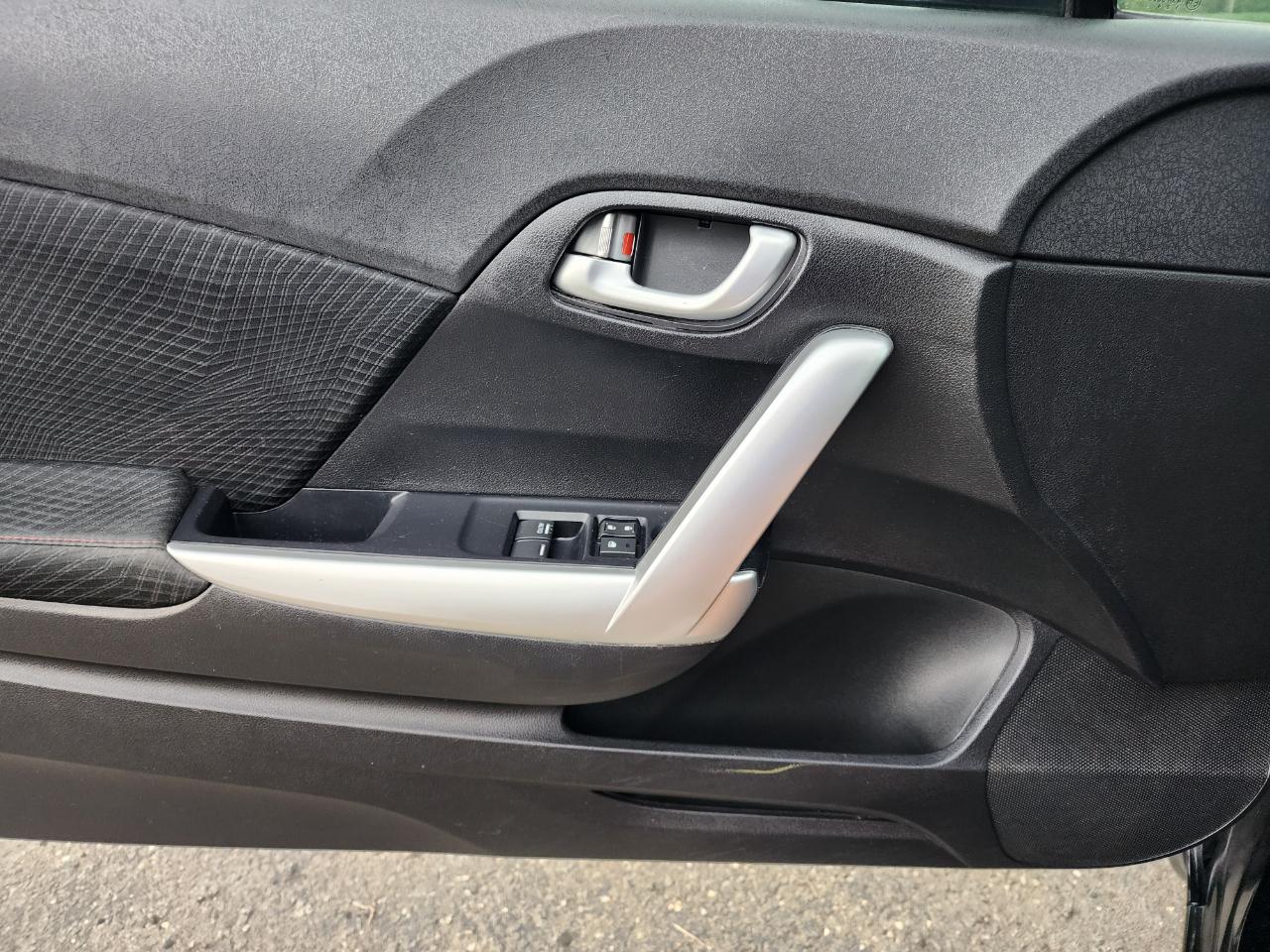 Honda Civic Si Coupe 6-Speed MT 2012