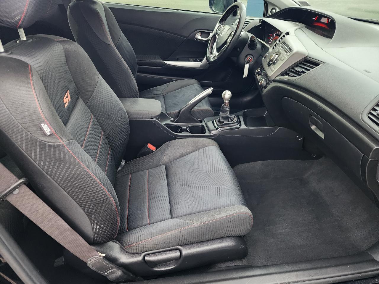 Honda Civic Si Coupe 6-Speed MT 2012