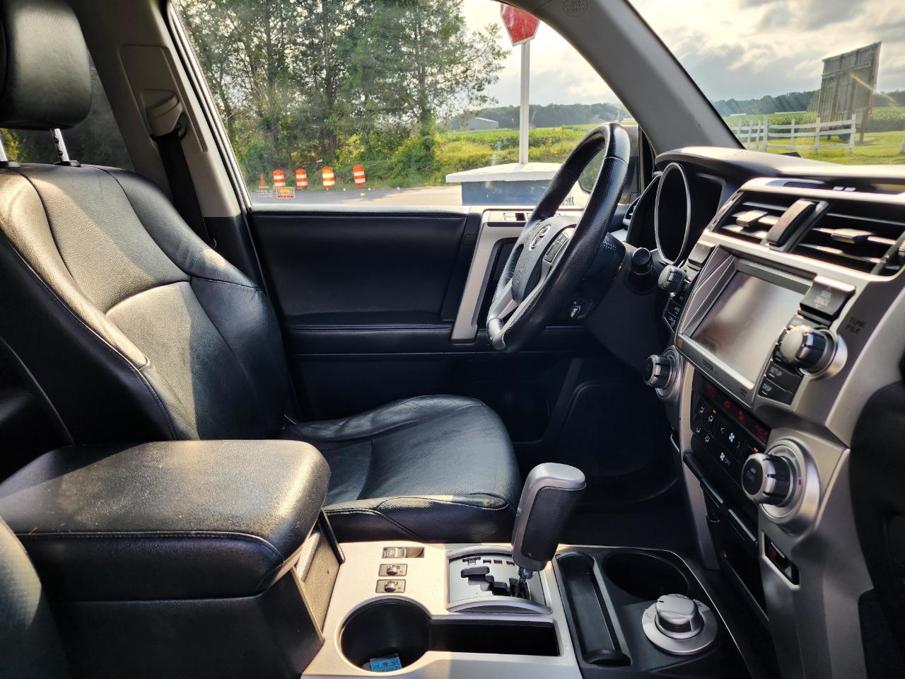 Toyota 4Runner SR5 4WD 2010