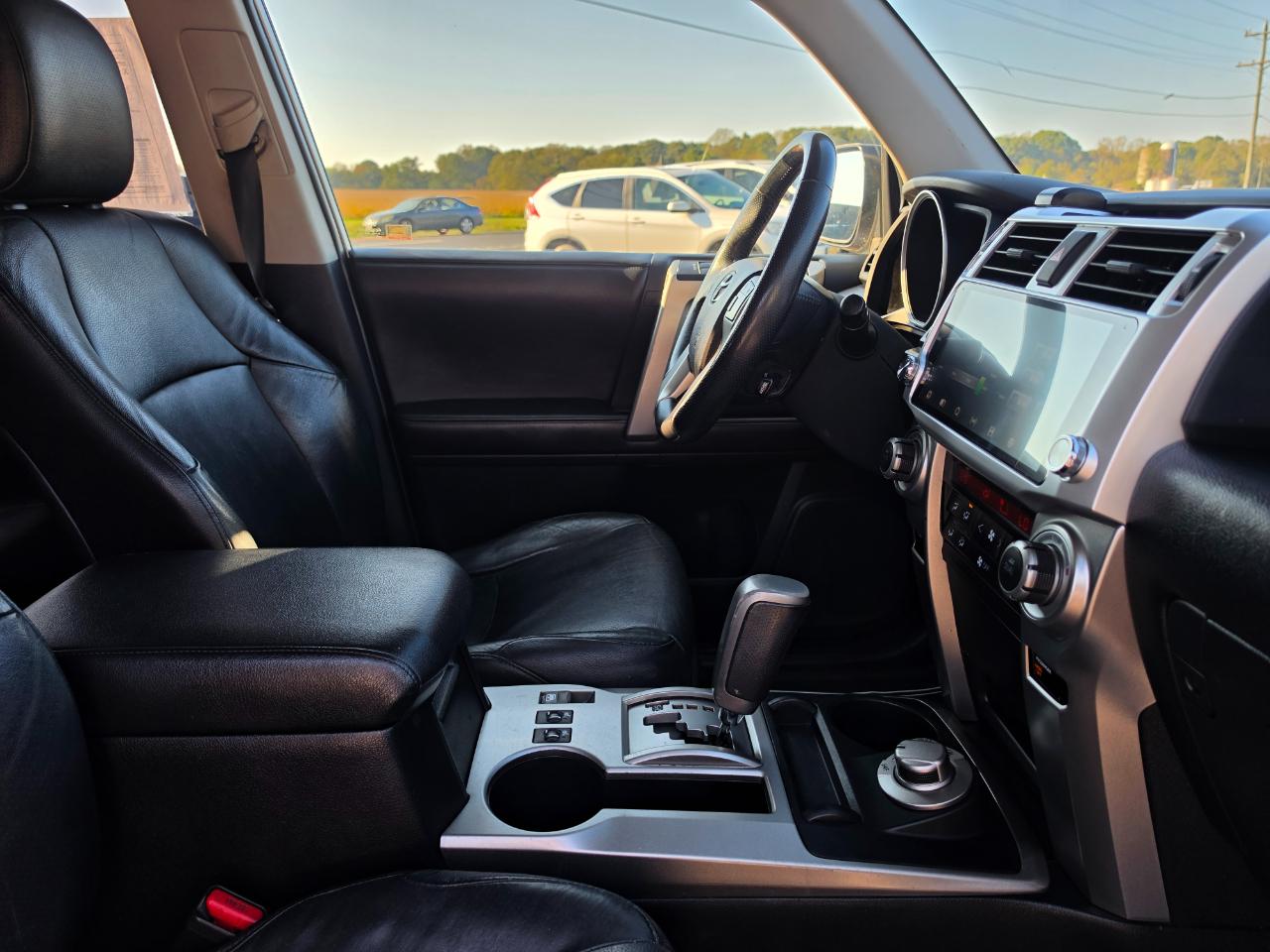 Toyota 4Runner SR5 4WD 2010