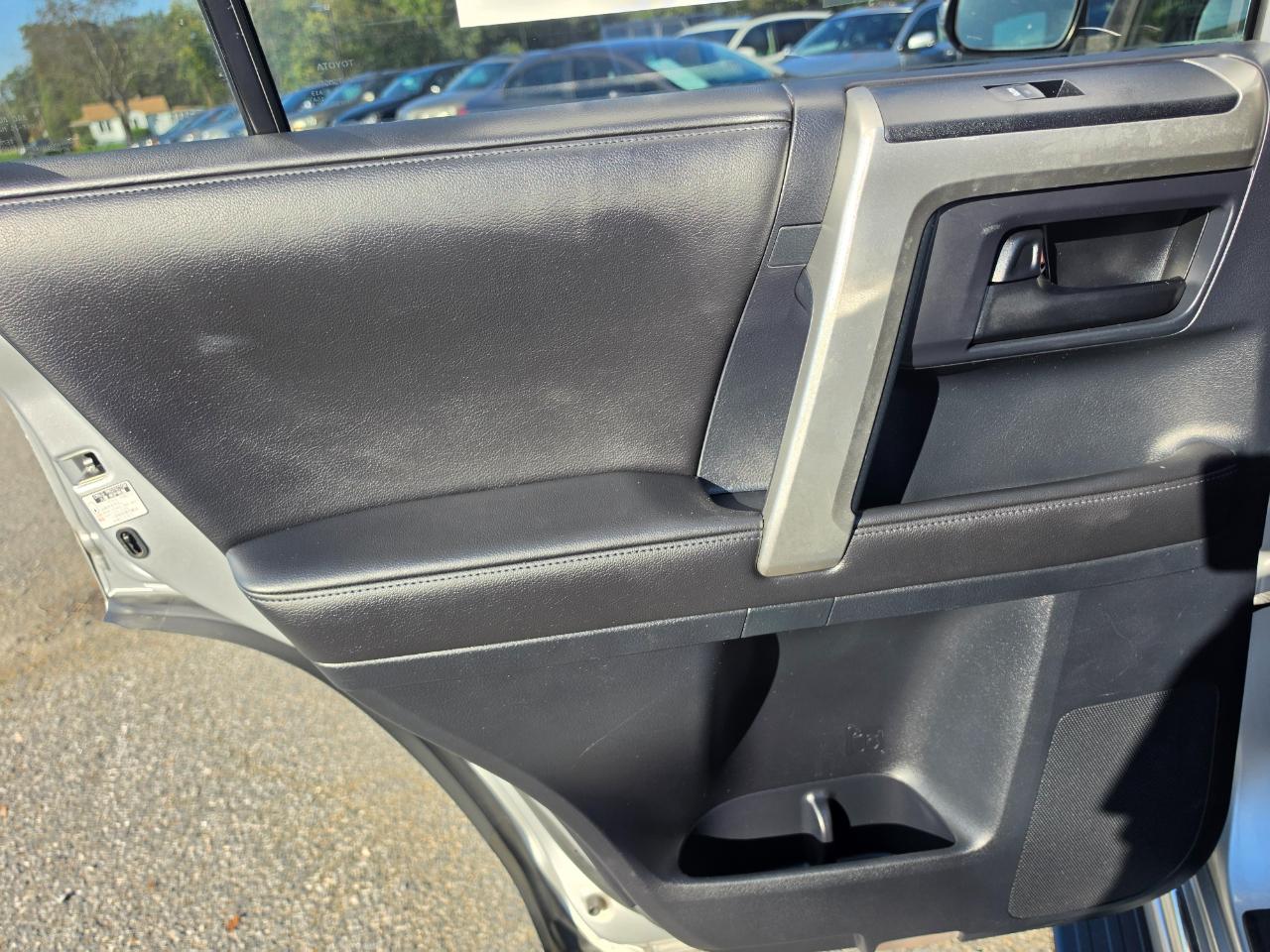 Toyota 4Runner SR5 4WD 2010