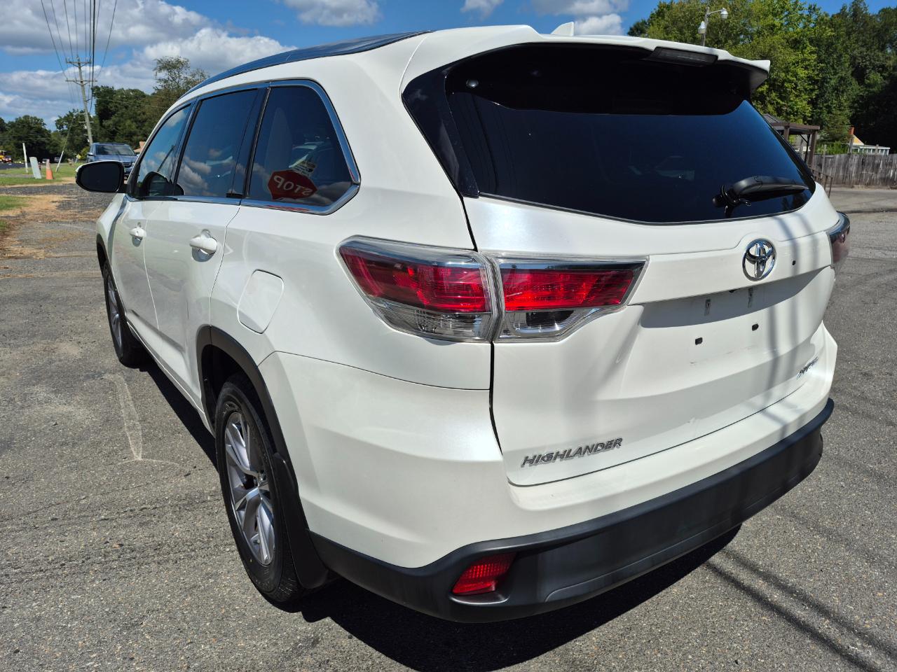 Toyota Highlander XLE AWD V6 2015