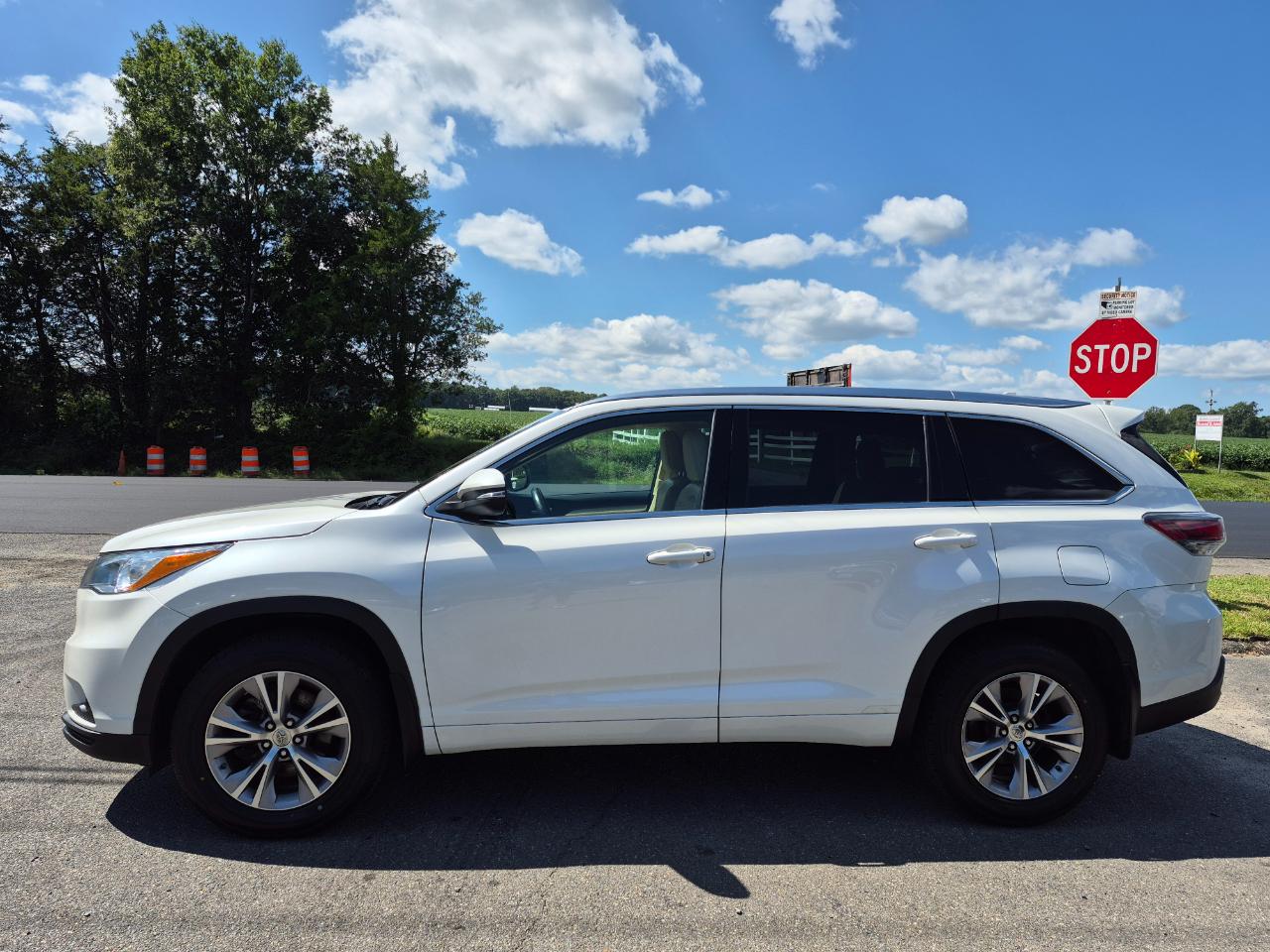 Toyota Highlander XLE AWD V6 2015