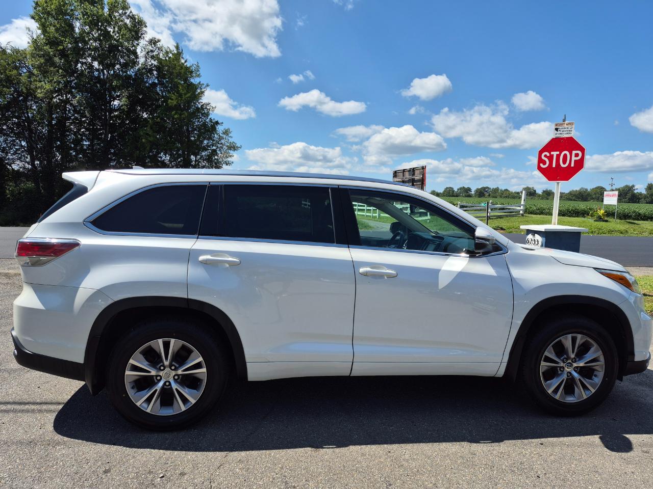 Toyota Highlander XLE AWD V6 2015