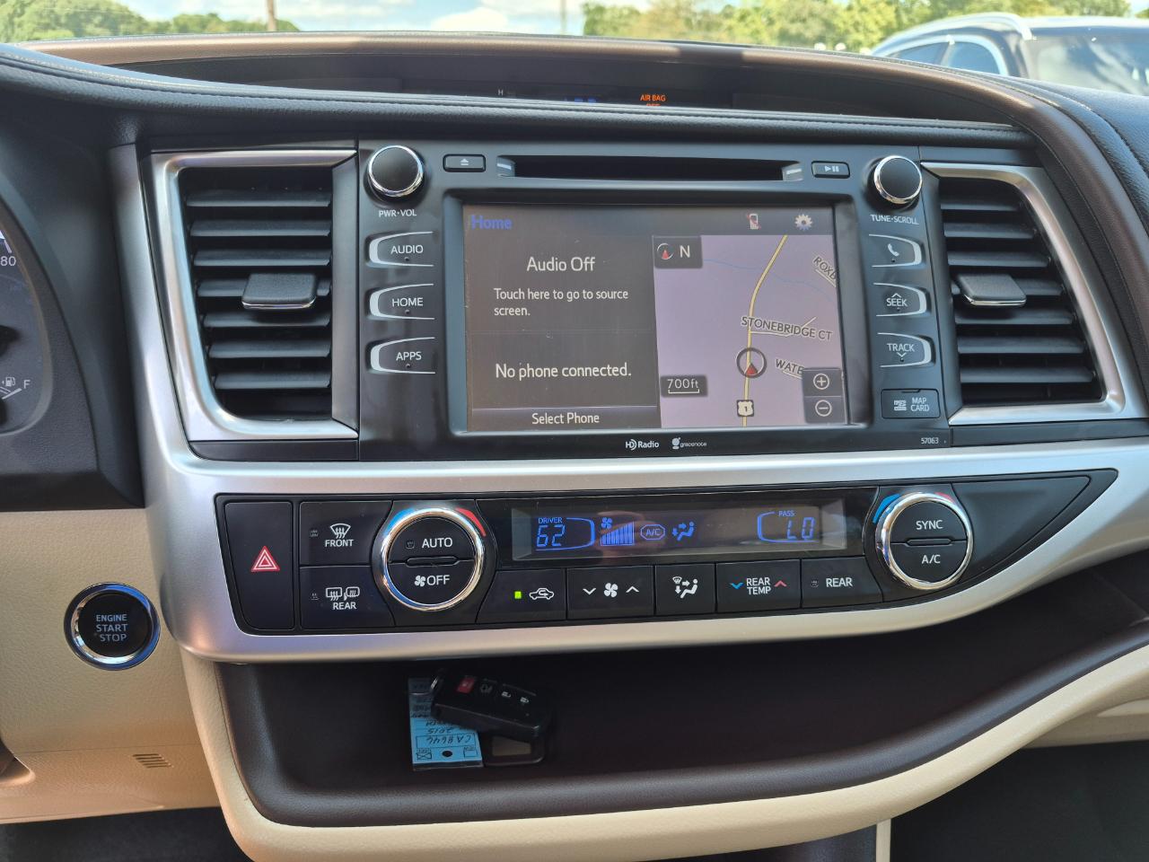 Toyota Highlander XLE AWD V6 2015
