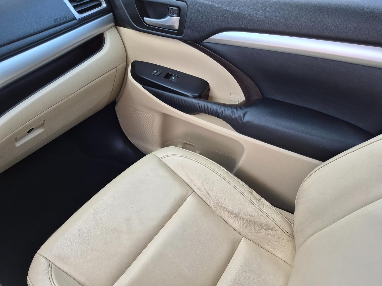 Toyota Highlander XLE AWD V6 2015