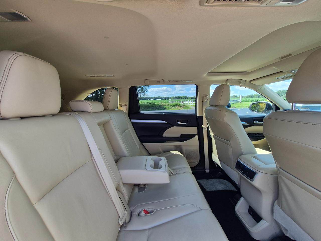Toyota Highlander XLE AWD V6 2015