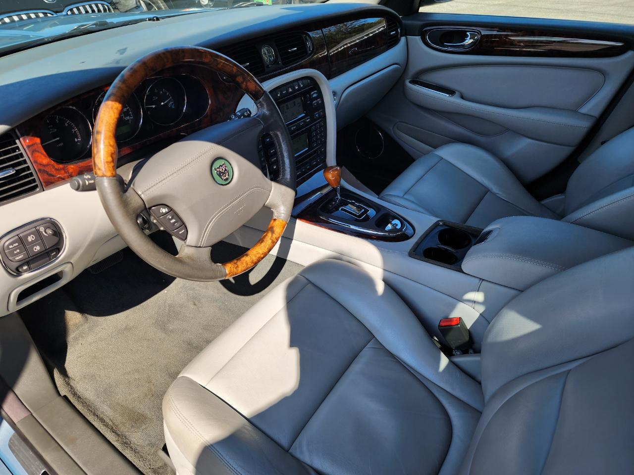 Jaguar XJ-Series XJ8 2004