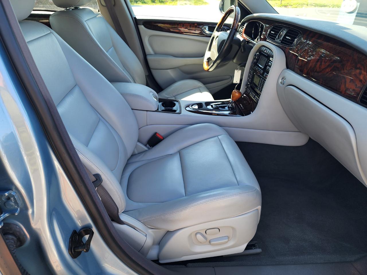 Jaguar XJ-Series XJ8 2004