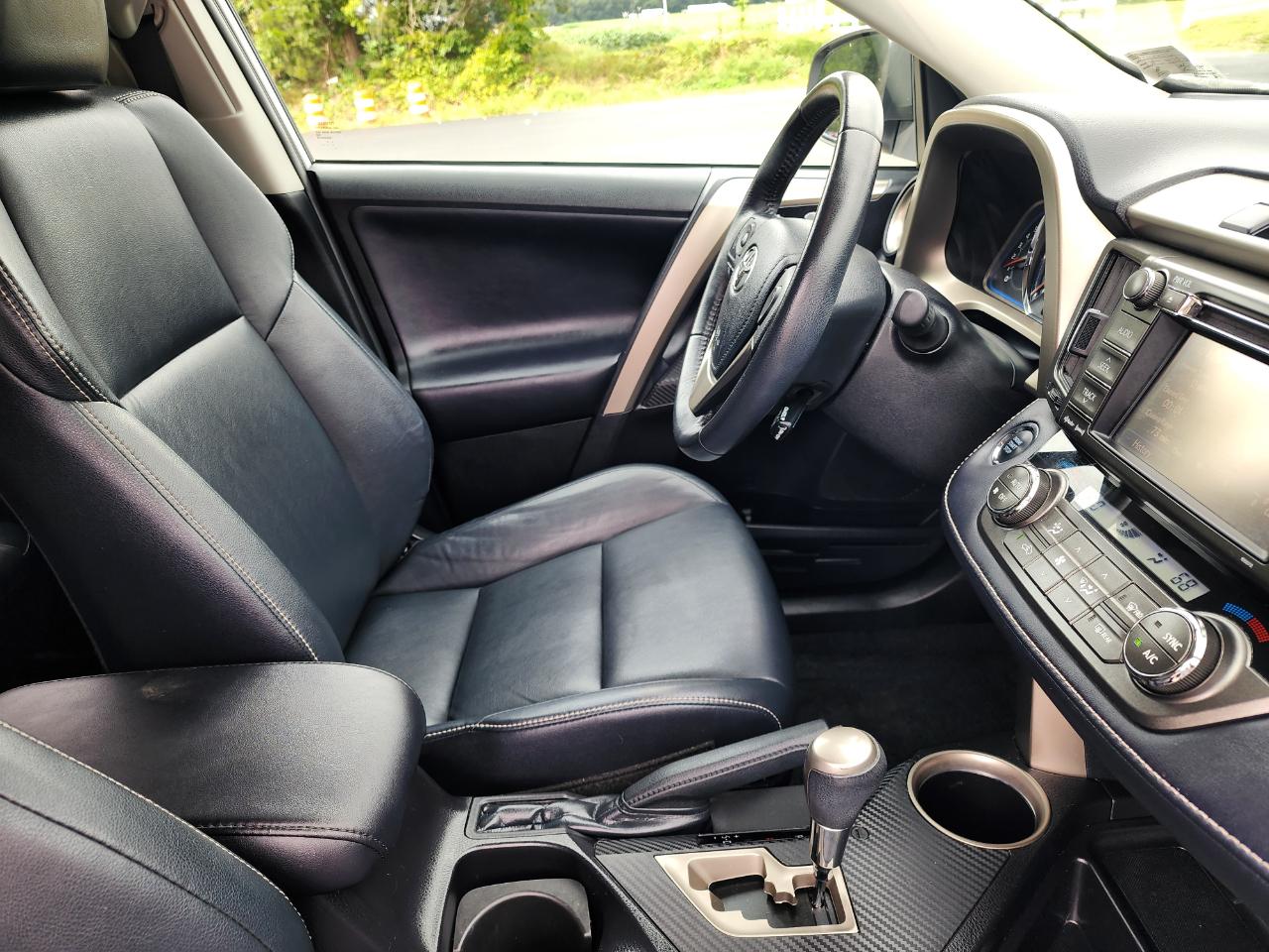 Toyota RAV4 Limited AWD 2013